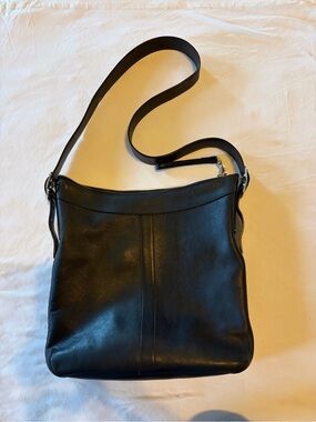 Vintage Coach Legacy Slim Tote Black Leather Shoulder Bag # 9188  (1990s)